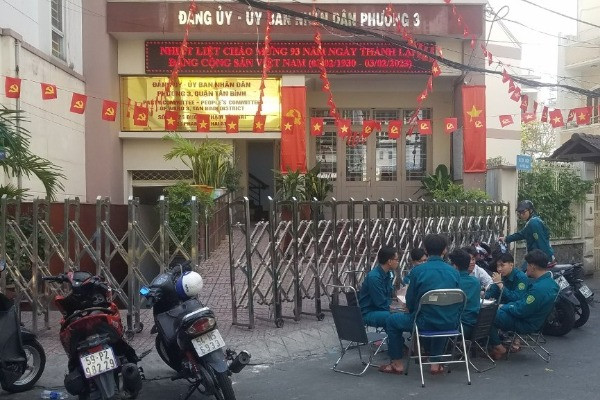 TP.HCM: Người đàn ông tử vong trong khuôn viên trụ sở UBND phường