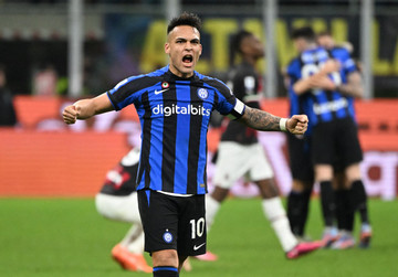 Lautaro Martinez lập đại công, Inter khiến AC Milan ôm hận