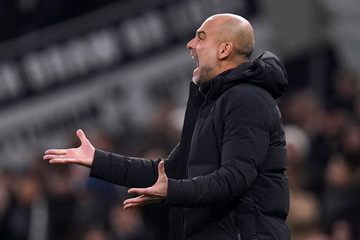 Pep Guardiola bào chữa khó tin sau khi Man City thua Tottenham