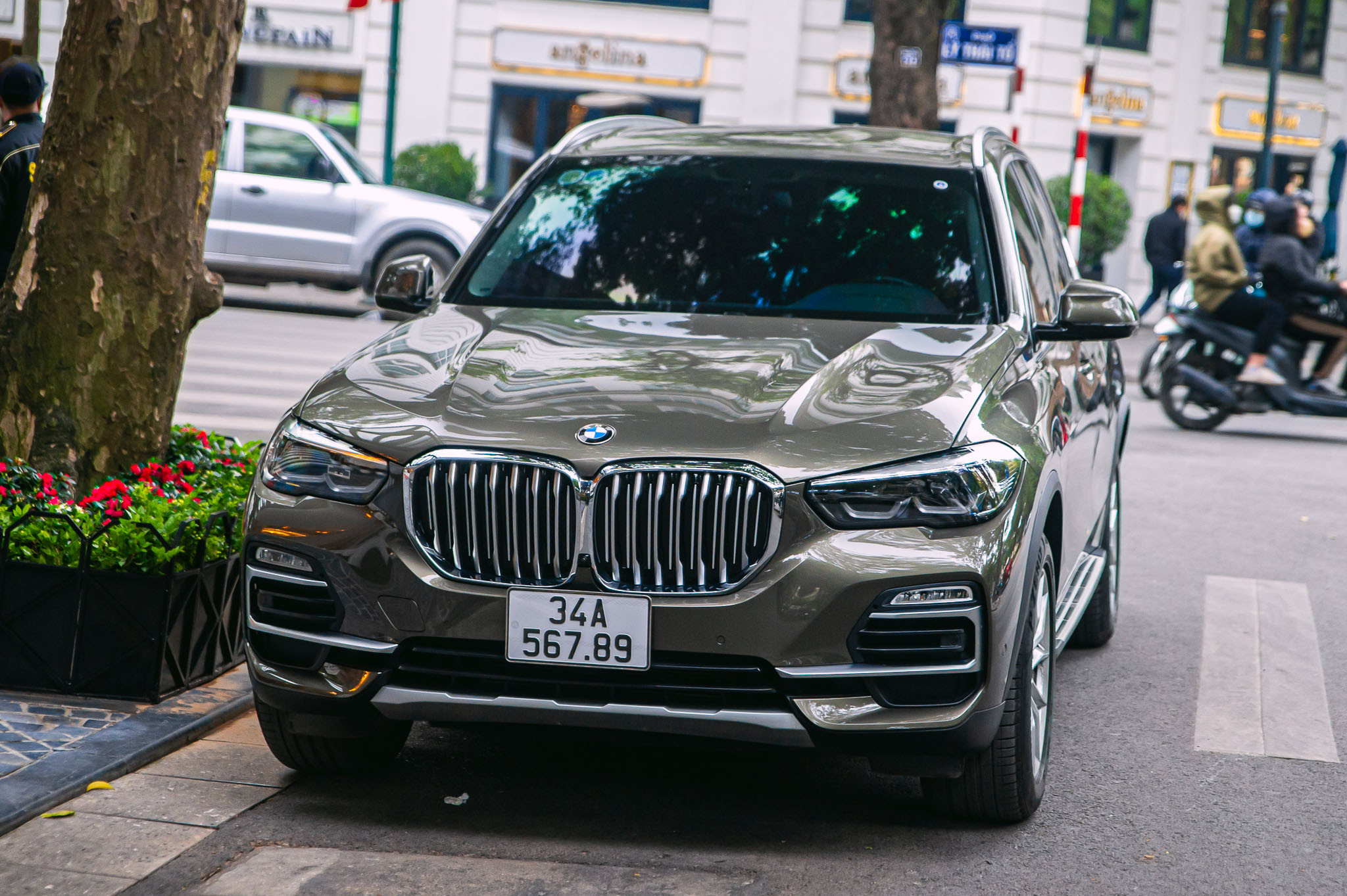 Ngắm BMW X5 biển 'sảnh rồng' của dân chơi Hải Dương, được trả giá 10 tỷ vẫn không bán
