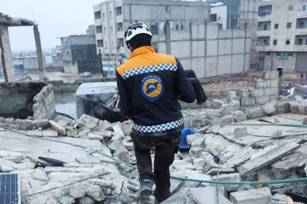 Nga điều hơn 100 nhân viên cứu hộ tới Thổ Nhĩ Kỳ và Syria sau trận động đất