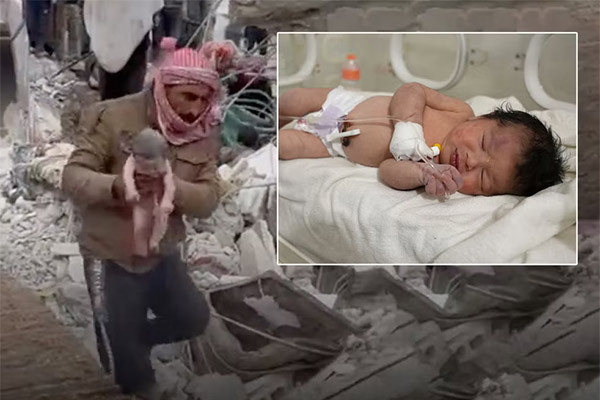 Syria: Giải cứu bé sơ sinh chào đời trong đống đổ nát sau động đất