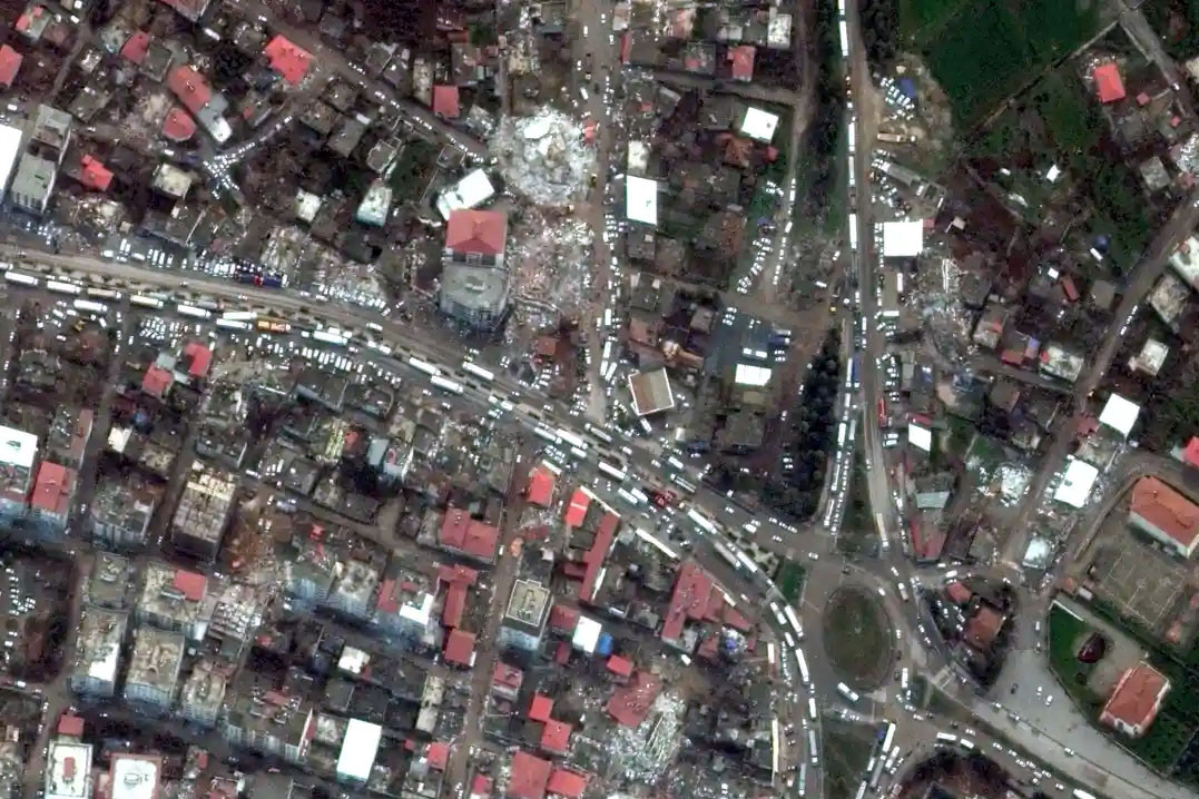 Ảnh vệ tinh lột tả độ tàn phá khủng khiếp của thảm họa động đất ở Thổ Nhĩ Kỳ - Syria