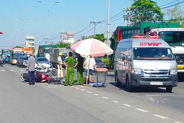 TP.HCM: Nam sinh lớp 9 tử vong sau tai nạn liên hoàn