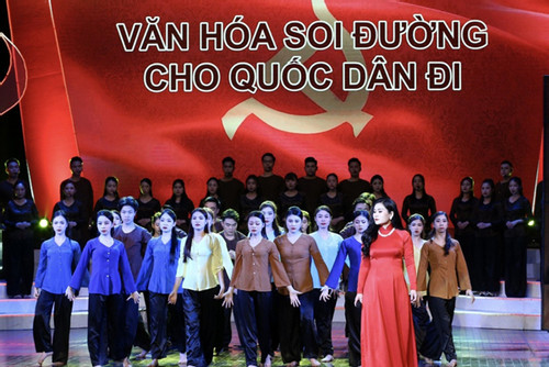 Chương trình nghệ thuật '80 năm Đề cương về văn hóa Việt Nam: Những dấu ấn lịch sử'