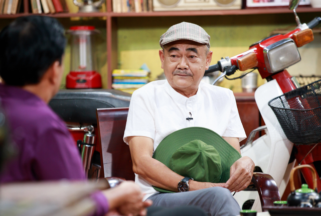 NSND Việt Anh cô đơn ở tuổi ngoài 60, thừa nhận không phải người cha tốt