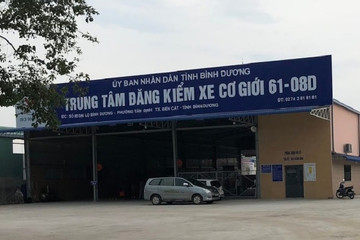 Bắt 2 phó giám đốc trung tâm đăng kiểm ở Bình Dương