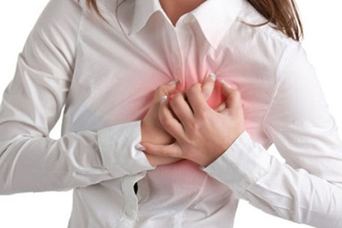 Đột ngột đau tim khi đang dạy, huấn luyện viên chia sẻ triệu chứng bị bỏ qua