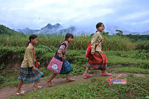 Bức tranh thực trạng dân số của 16 dân tộc thiểu số rất ít người