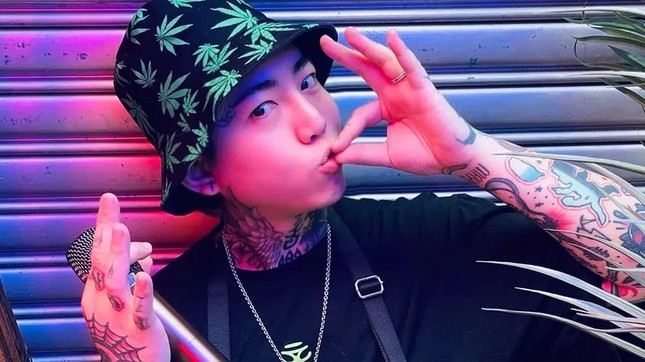 Nghệ sĩ kể điều bị cấm khi hát ở đêm tiệc 170 cô gái hầu rượu giới xã hội đen ảnh 2