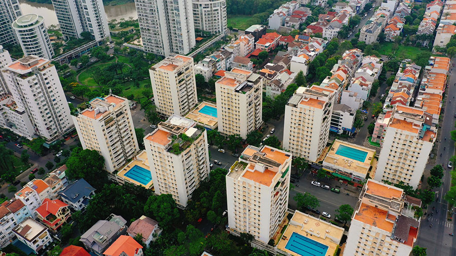 Giá bất động sản phía Nam giảm mạnh, nhiều chủ đầu tư 'bán chui' nhà ở xã hội