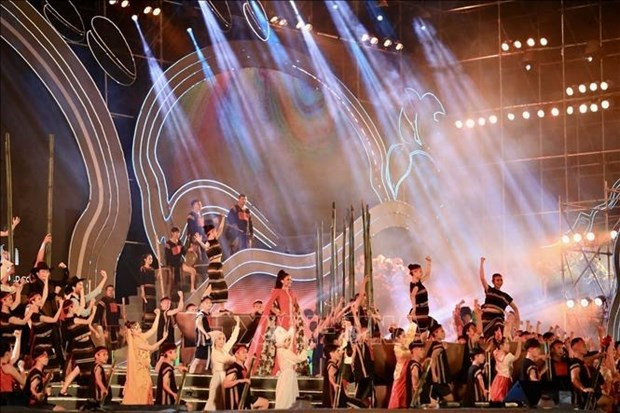 8th Buon Ma Thuot Coffee Festival in full swing hinh anh 1