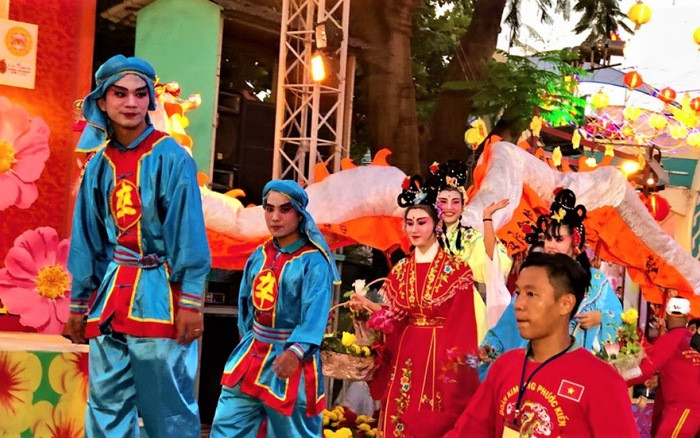 Tết Nguyên tiêu của người Hoa là lễ hội đường phố lớn nhất tại quận 5