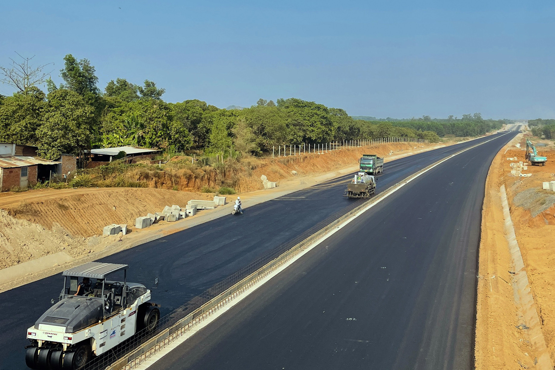 Nguy cơ trễ tiến độ cao tốc Phan Thiết - Dầu Giây