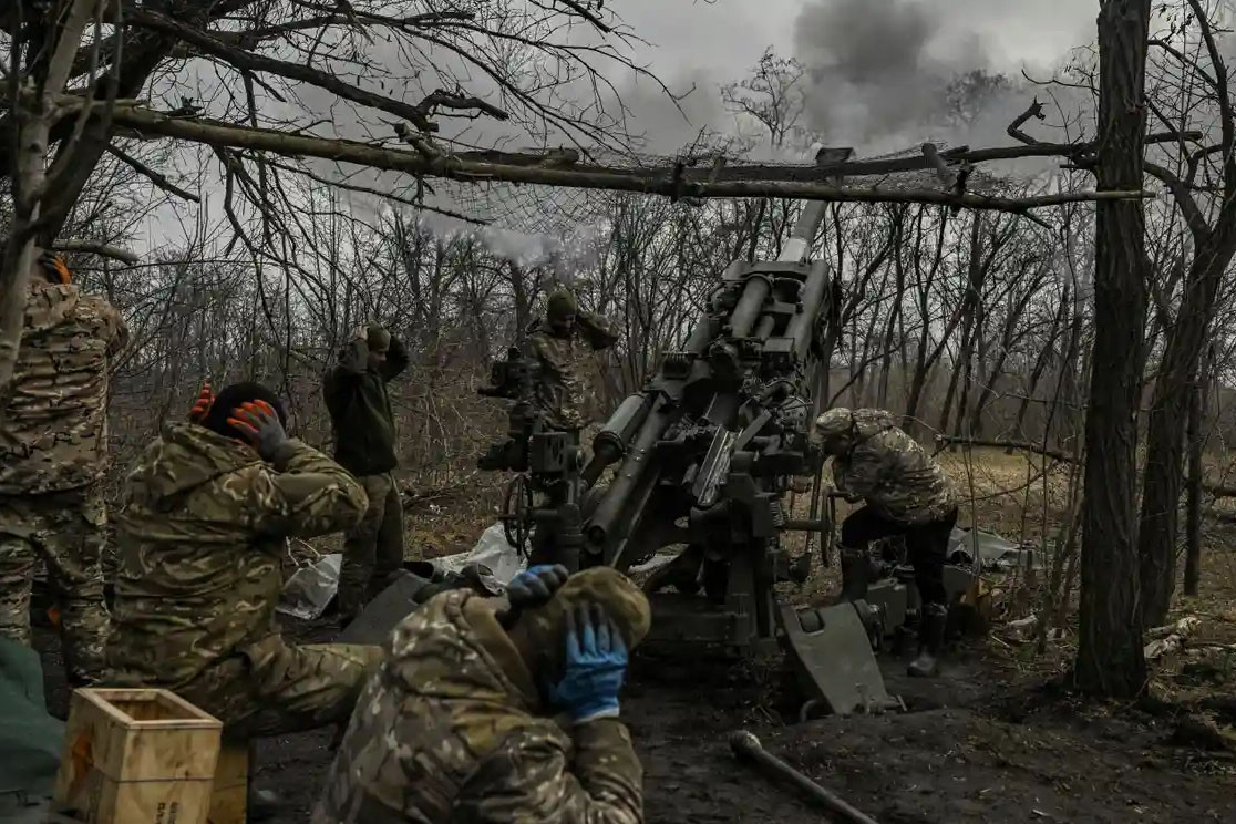Nga và Ukraine đều nói đối phương tổn thất lớn ở Donetsk