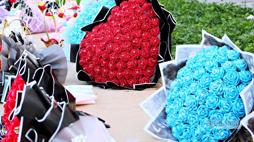 Lời chúc Valentine trắng 14/3 lãng mạn, ngọt ngào