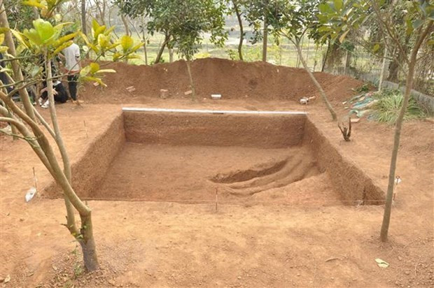 Metal Age relics unearthed at Hanoi’s Dong Dau hill hinh anh 1