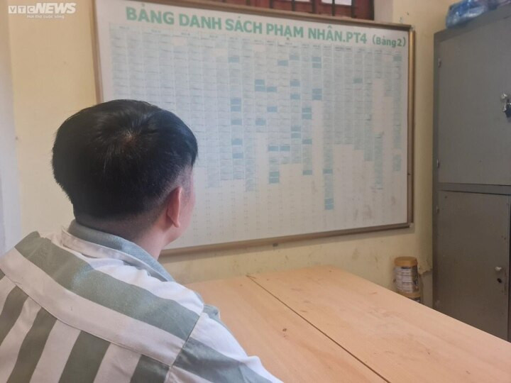 Thầy giáo trường chuyên hầu tòa, sững sờ khi biết luật sư bào chữa là học trò cũ - 1