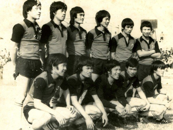 Bác Hồ tổ chức trận bóng đá đầu tiên của nước Việt Nam độc lập thời điểm nào?