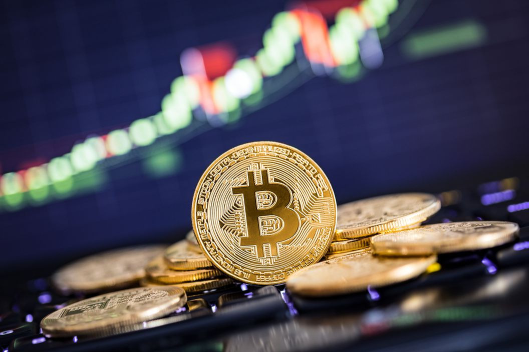 Vì sao giá Bitcoin nhảy lên hơn 26.000 USD?
