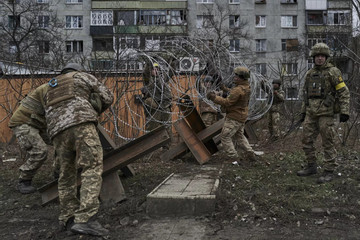 Ukraine chuẩn bị phản công, coi Bakhmut là 'chìa khóa' phòng thủ toàn mặt trận
