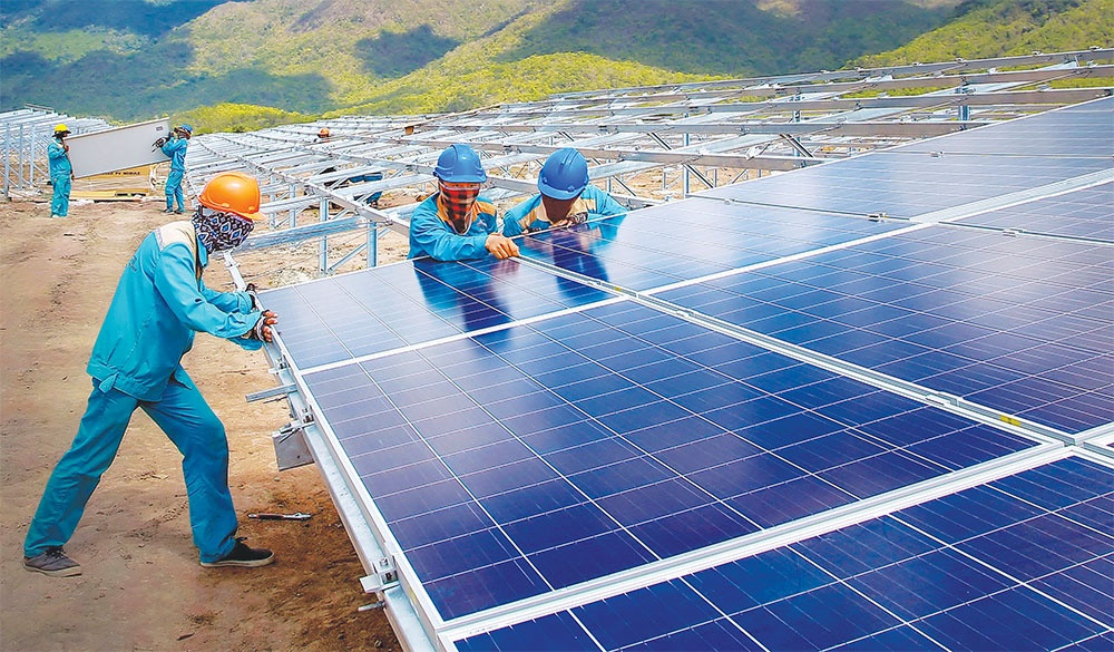 Deals to push forward carbon commitments