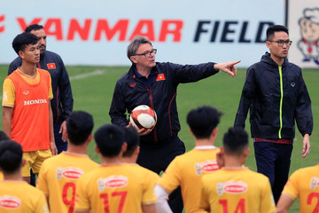 Danh sách U23 Việt Nam: 'Gắt' như HLV Philippe Troussier