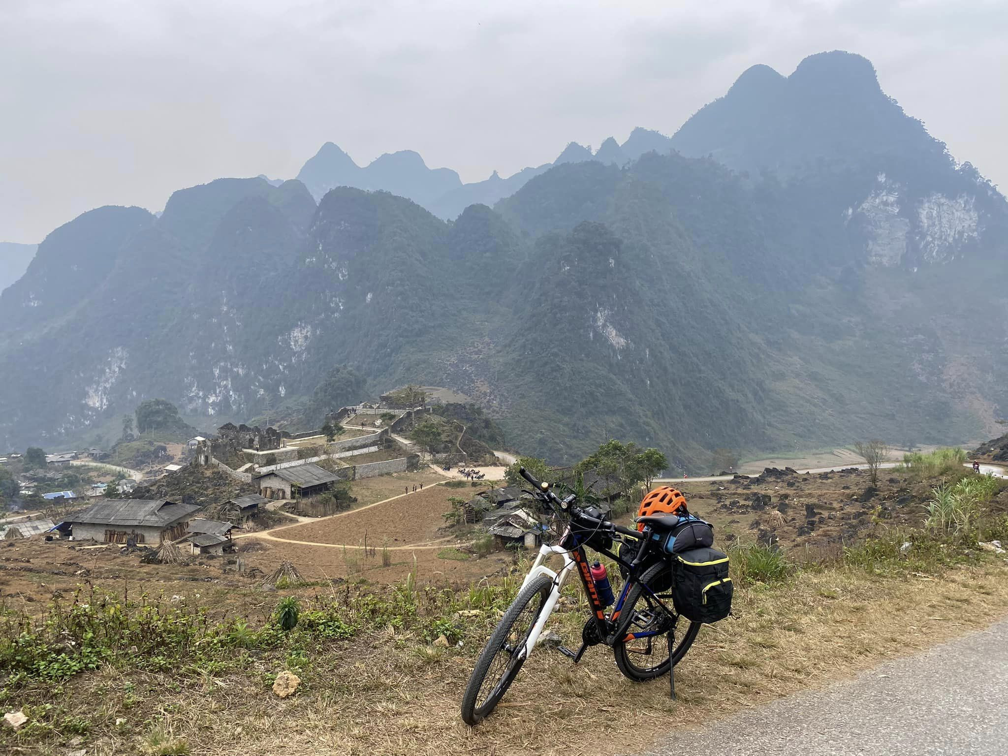 Nữ sinh phượt xe đạp 420 km khám phá Hà Giang và Cao Bằng - 6