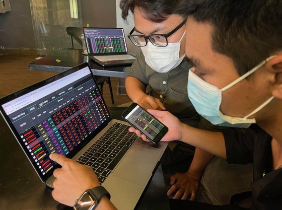 Foreign capital as a driving force for Vietnam stock market ảnh 1