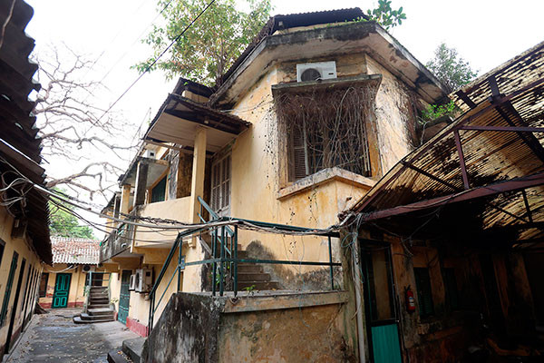 Thảm cảnh Hãng phim truyện: Bộ Văn hóa biết hết nhưng chưa giải quyết được gì