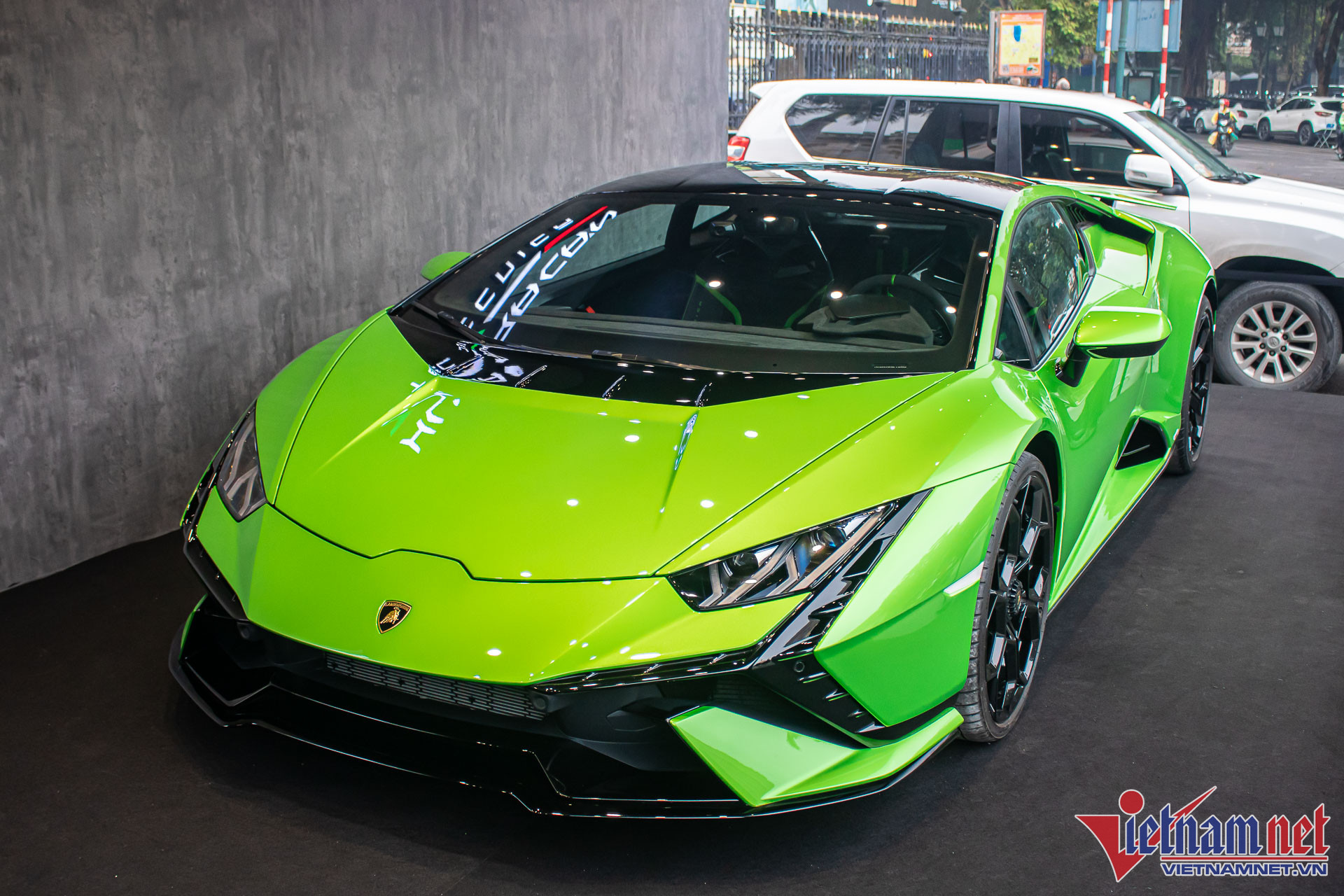 5 mẫu siêu xe giá mềm nhất Việt Nam, McLaren chiếm ưu thế