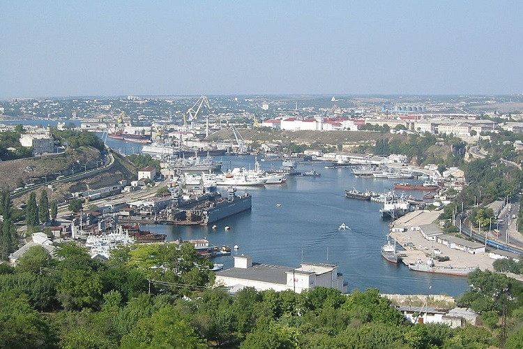 Nga gia tăng phòng thủ Crưm, đẩy lui cuộc đổ bộ ở Kherson