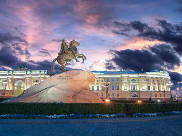 Những trải nghiệm tuyệt vời chỉ có ở thành phố của những đêm trắng Saint Petersburg