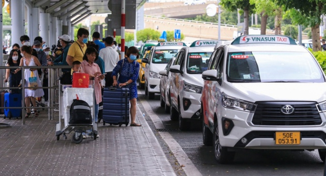Tan Son Nhat airport’s taxi fares may surge next month