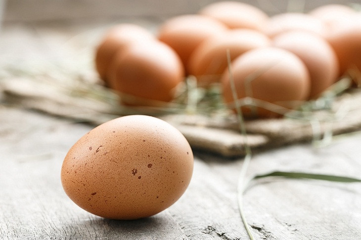 Chuyên gia Mỹ khuyên khi thấy trứng có 5 dấu hiệu này thì không nên mua, dễ gặp trứng để lâu - Ảnh 3.