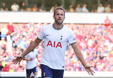 Tottenham đòi MU trả thẳng 100 triệu bảng lấy Harry Kane