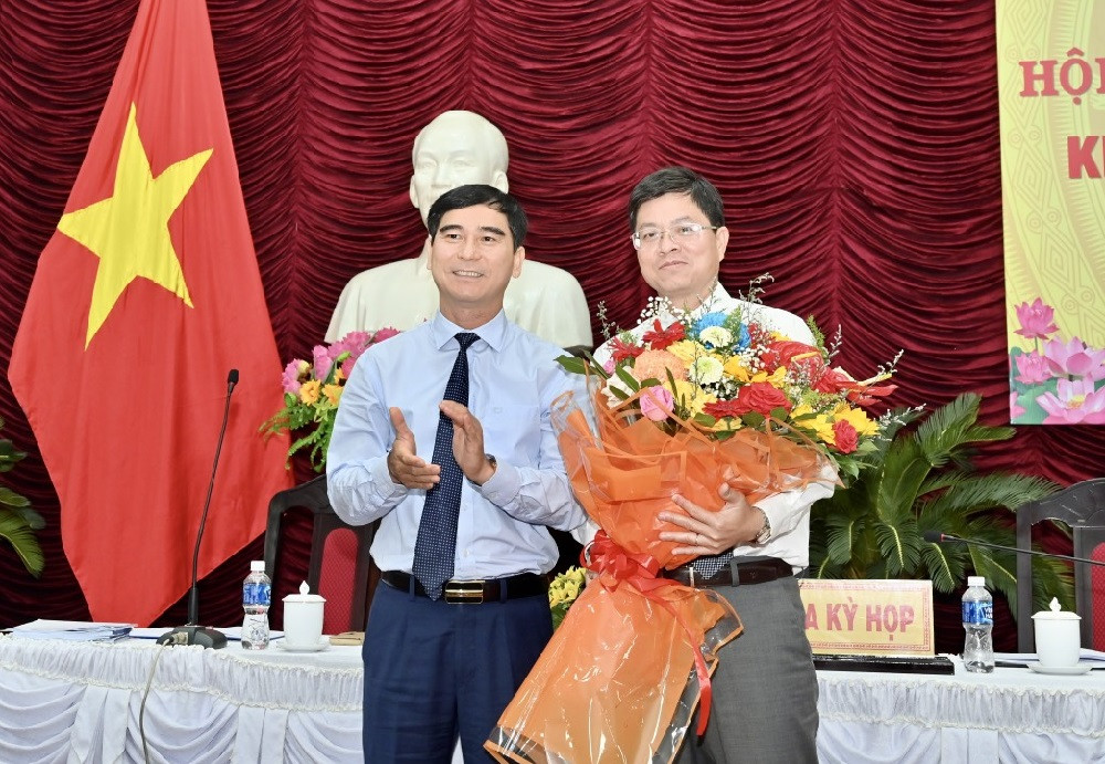 Bí thư Thành ủy Phan Thiết được bầu làm Phó Chủ tịch tỉnh Bình Thuận