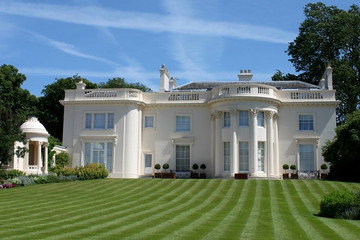 Dinh thự được ví như ‘Nhà Trắng’ được bán với giá cao nhất thế giới