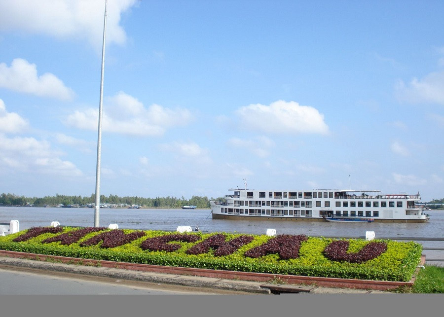 Small ship itineraries in Viet Nam amongst best Southeast Asia cruises - Ảnh 4.