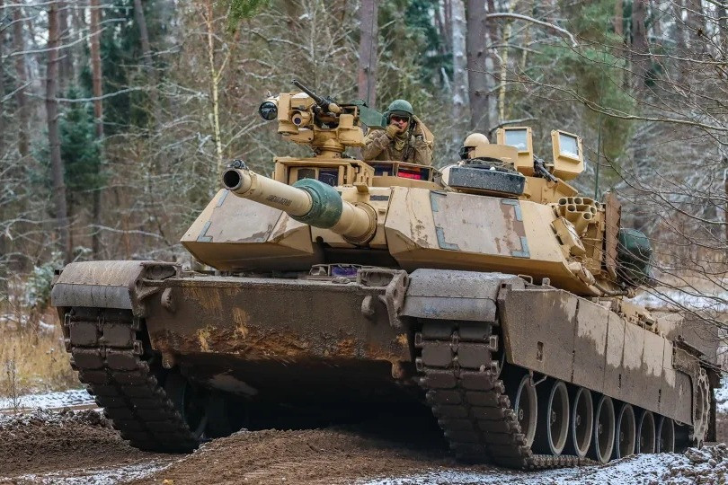 Mỹ thay đổi kế hoạch, tăng tốc chuyển giao xe tăng M1 Abrams cho Ukraine