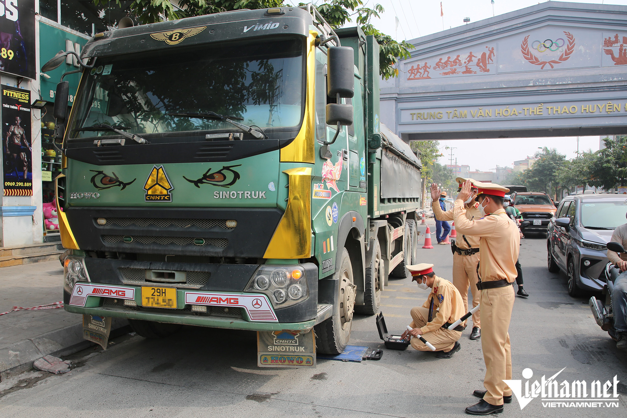 Dịch vụ cho thuê xe tải 20 tấn vận chuyển từ Hà Nội vào Sài Gòn