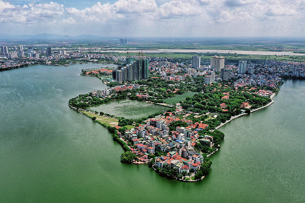 Hanoi to resume tourism services on West Lake