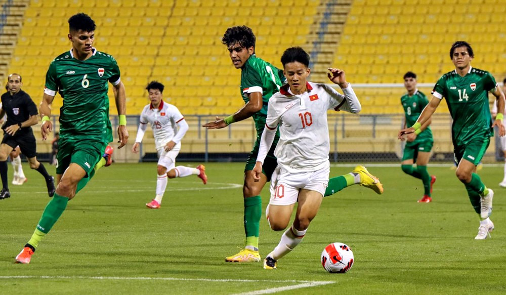 Chơi thiếu người, U23 Việt Nam thua đậm Iraq trận ra mắt HLV Troussier