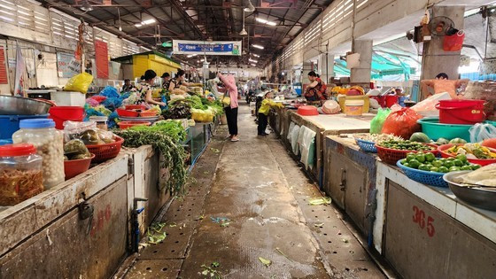 Traditional markets deserted, degraded ảnh 1