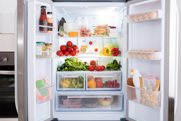Cô gái 28 tuổi mắc ung thư dạ dày nghi do thói quen ăn đồ để lâu trong tủ lạnh