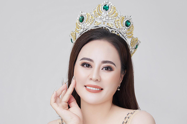 Hoa hậu Phan Kim Oanh lần đầu tiên trải lòng sau 5 tháng đăng quang