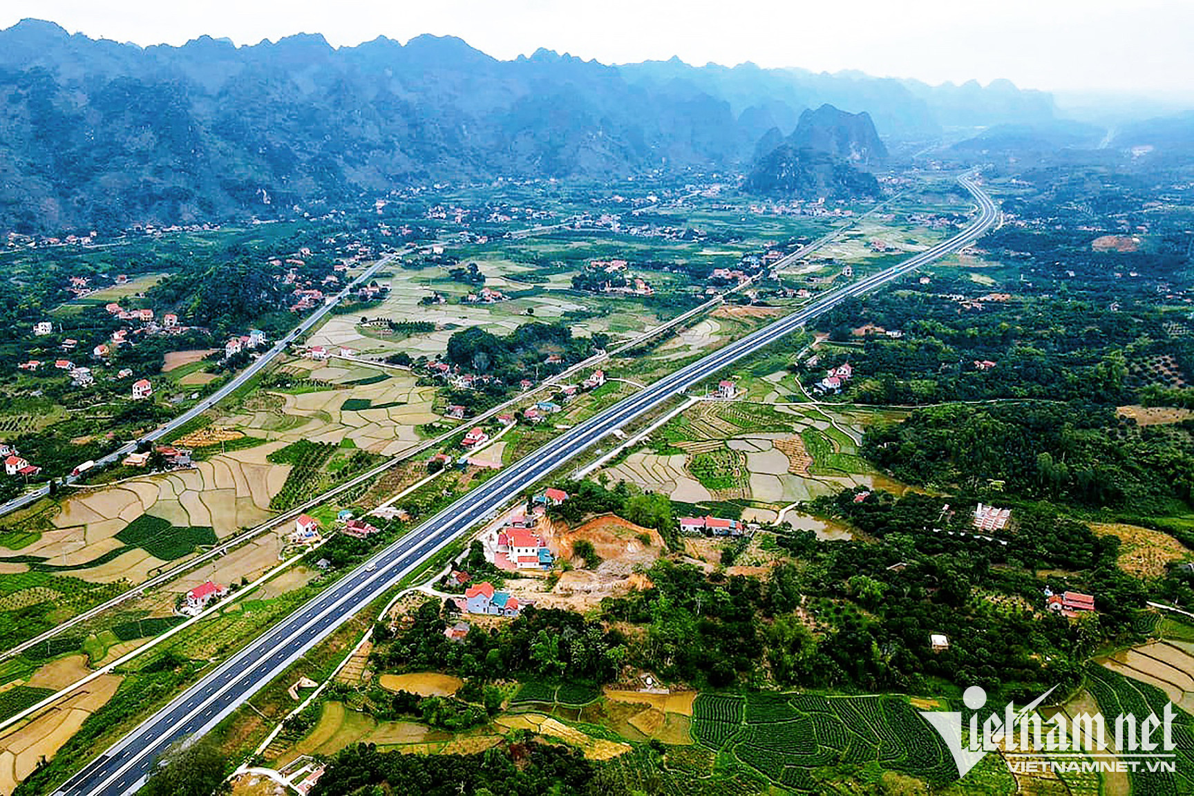 Để tích tụ ruộng đất, Nhà nước phải 'xắn tay'