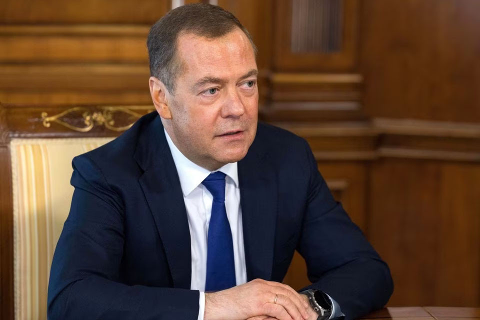 Ông Medvedev nói Nga muốn tạo vùng đệm phi quân sự ở Ukraine
