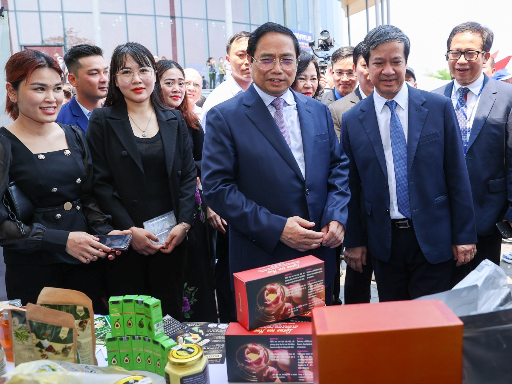Bộ trưởng Nguyễn Kim Sơn: Hai tiếng 'khởi nghiệp' luôn thôi thúc thế hệ trẻ