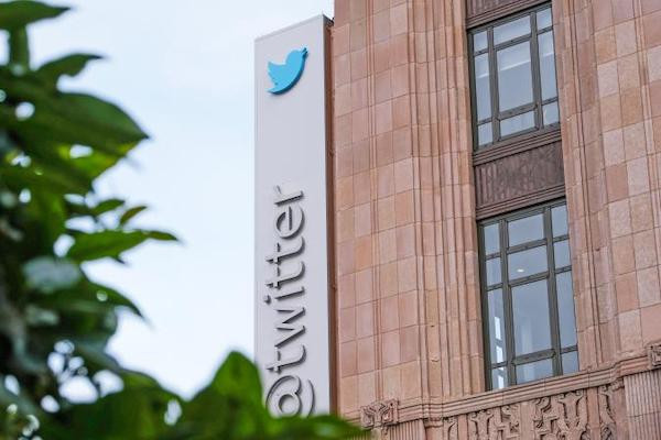 Twitter chặn người dùng mới đăng ký tick xanh